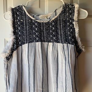 Crop Love Stitch top